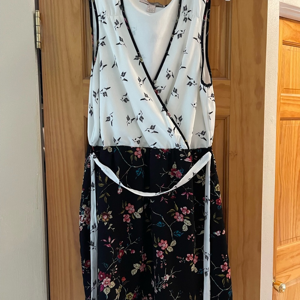 Forever 21. Sleeveless dress -different pattern